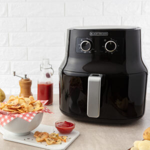 Black + Decker freidora de aire 4L negra HF4004B